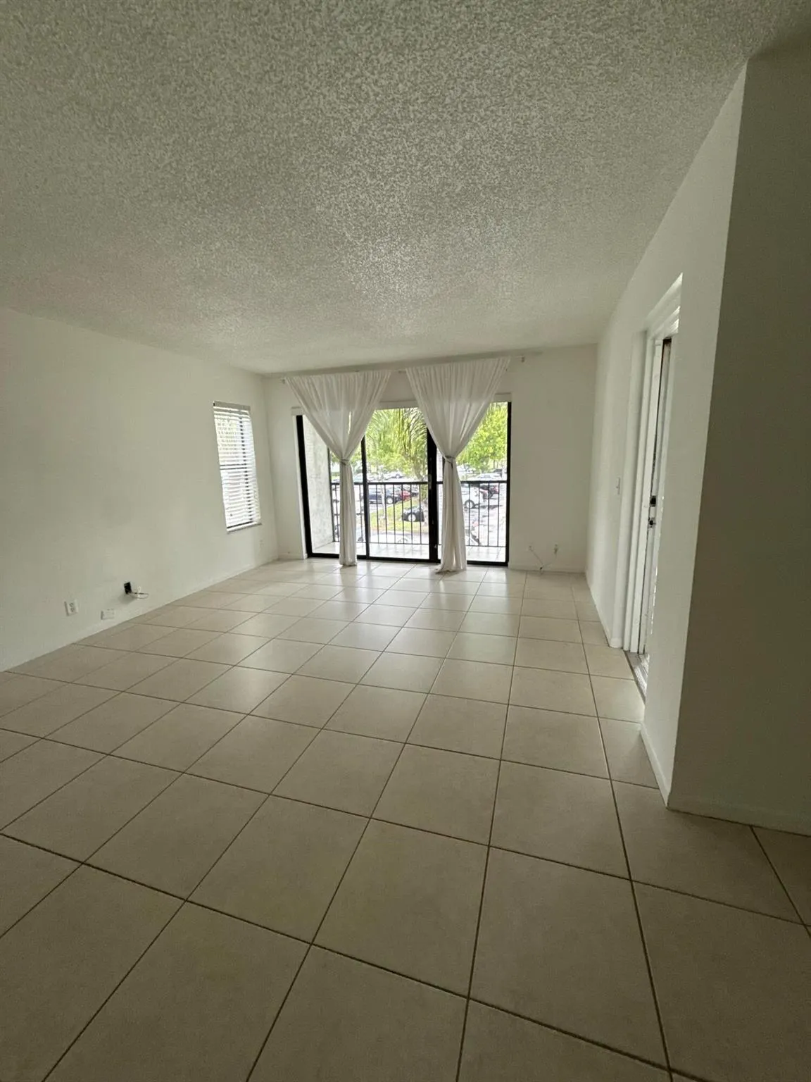 1010 Green Pine Boulevard, #D2