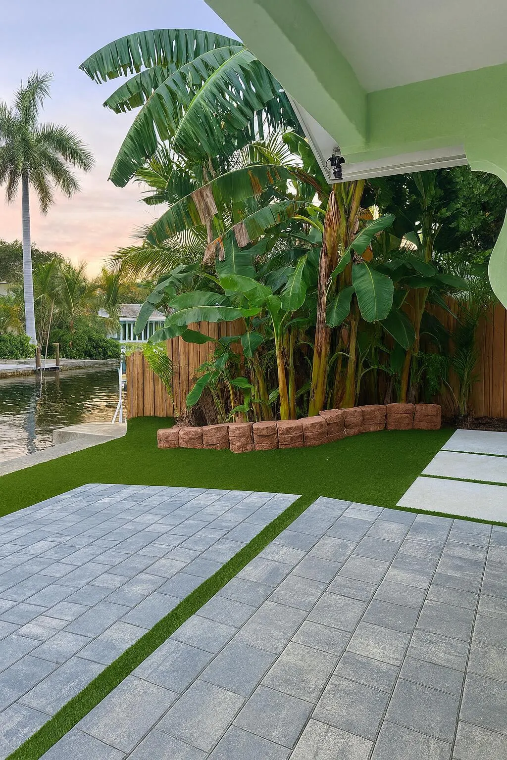 810 Bamboo Lane