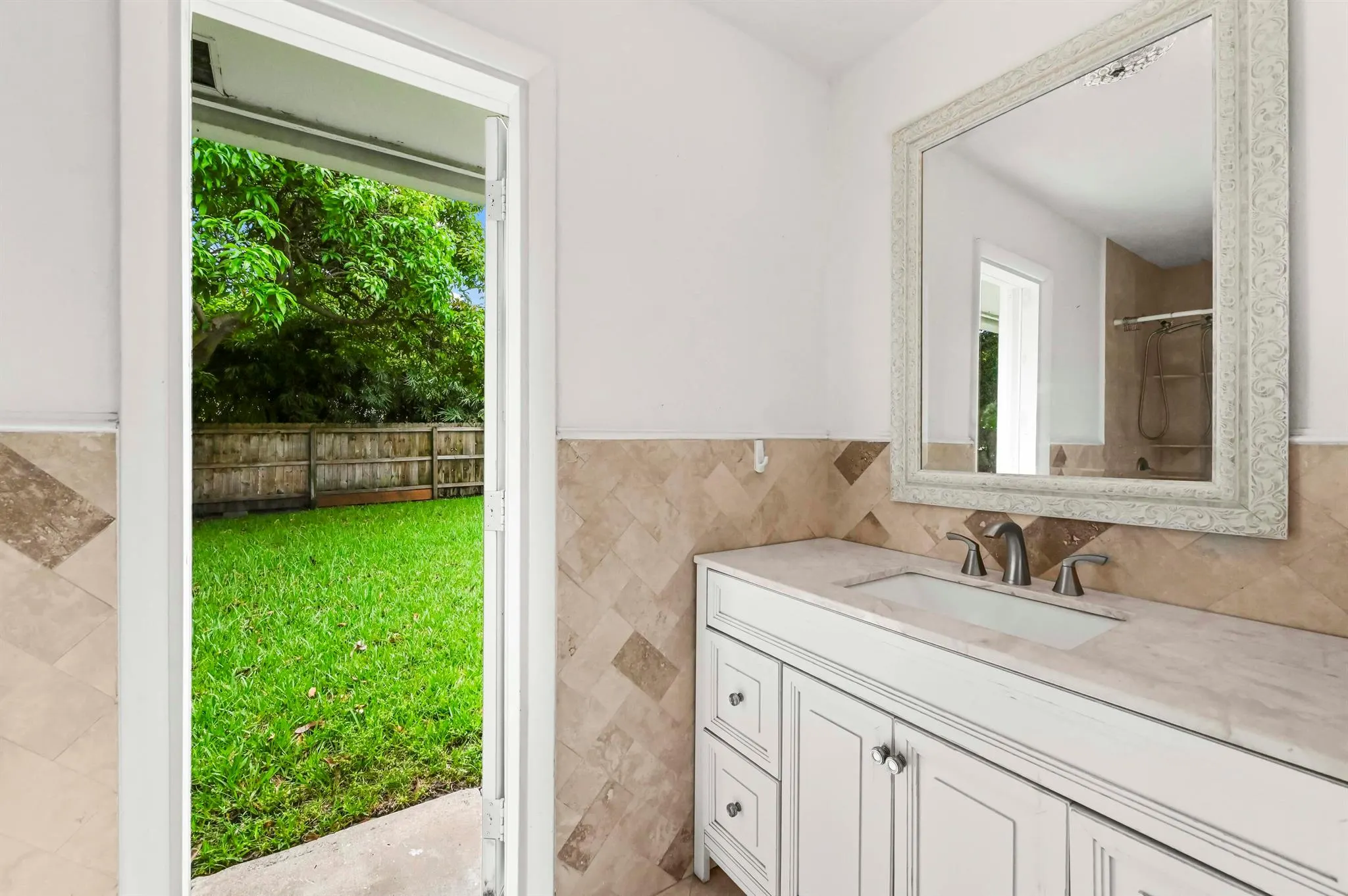 268 NW 12th Street