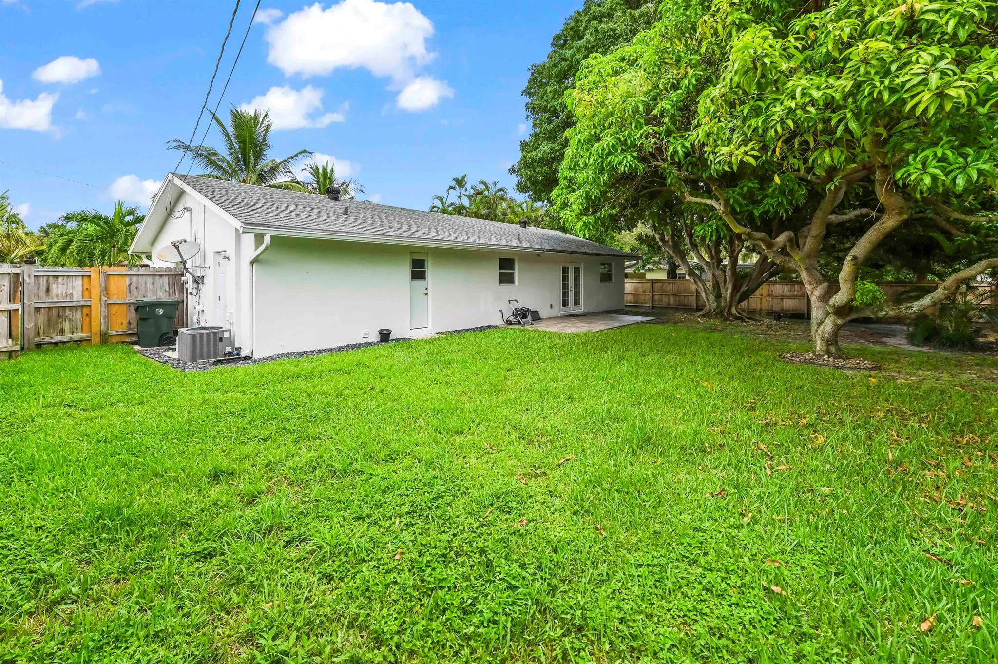 268 NW 12th Street
