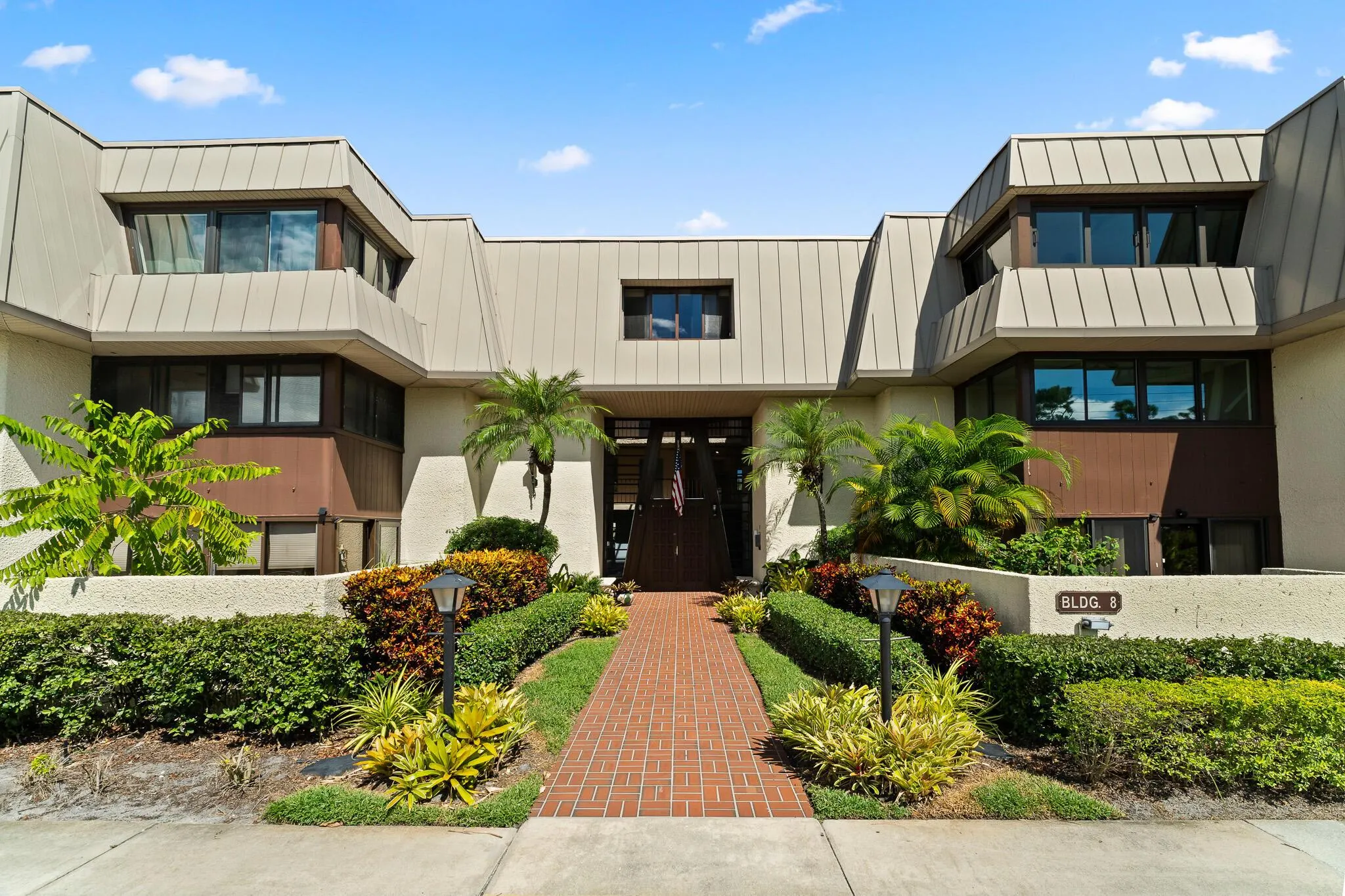 1800 SE Saint Lucie Boulevard, #8-206