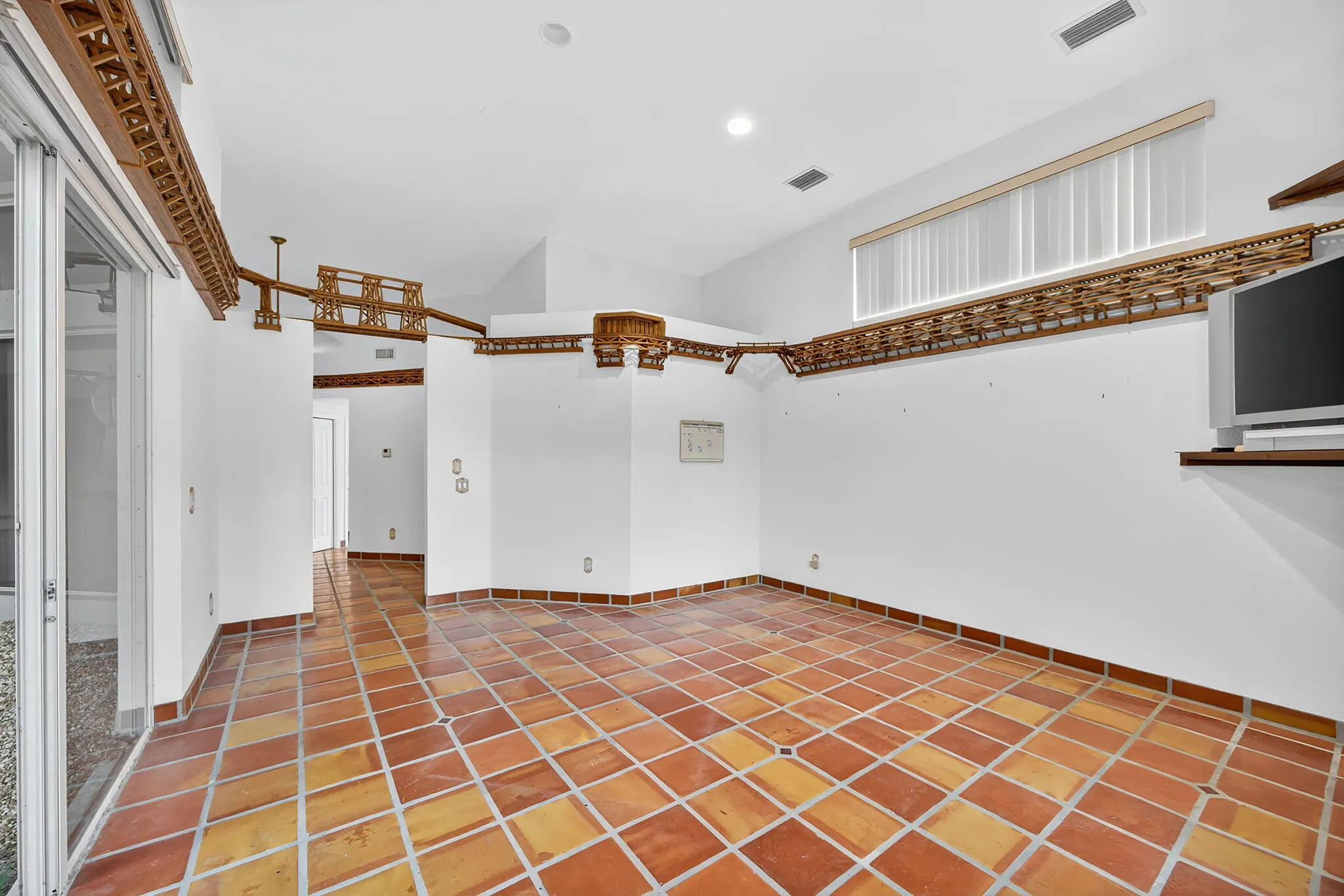 10345 SW 23rd Court