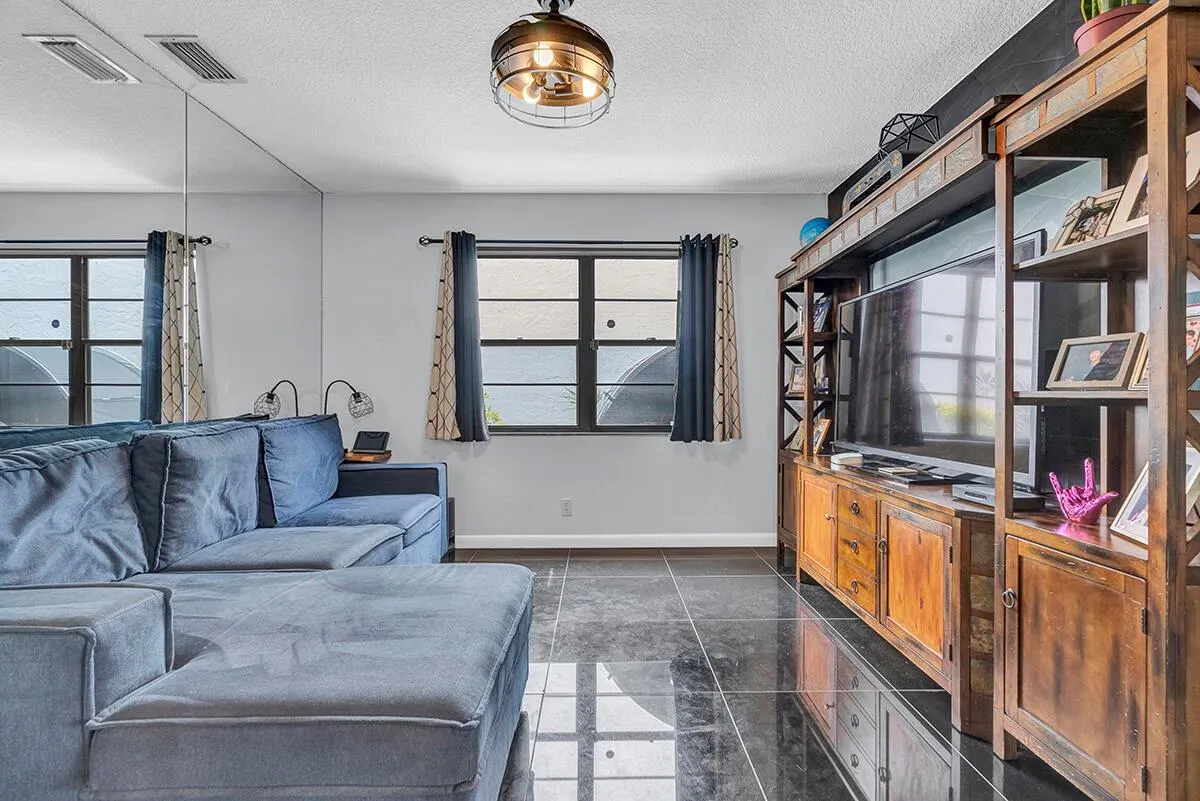 8326 Bonita Isle Drive