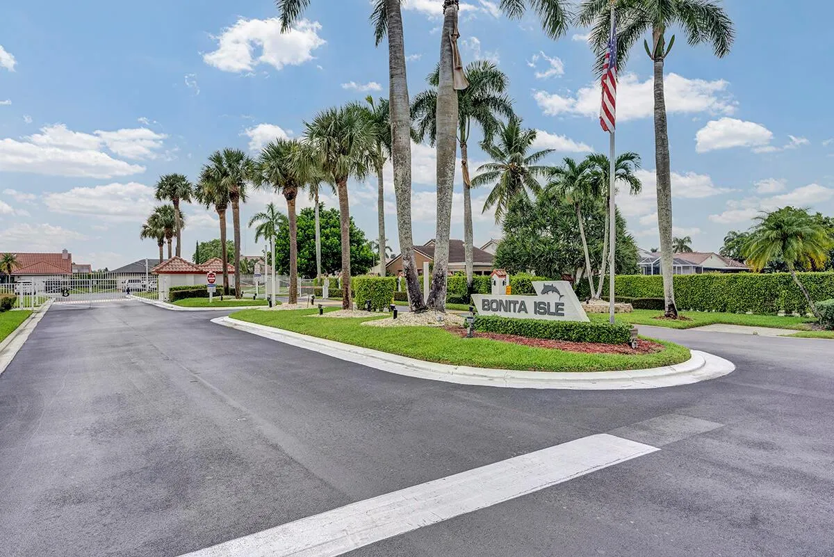8326 Bonita Isle Drive
