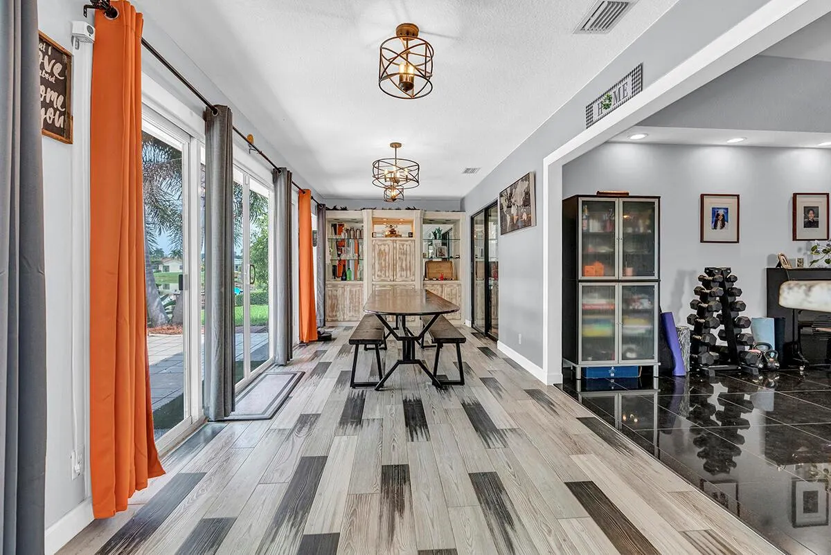 8326 Bonita Isle Drive
