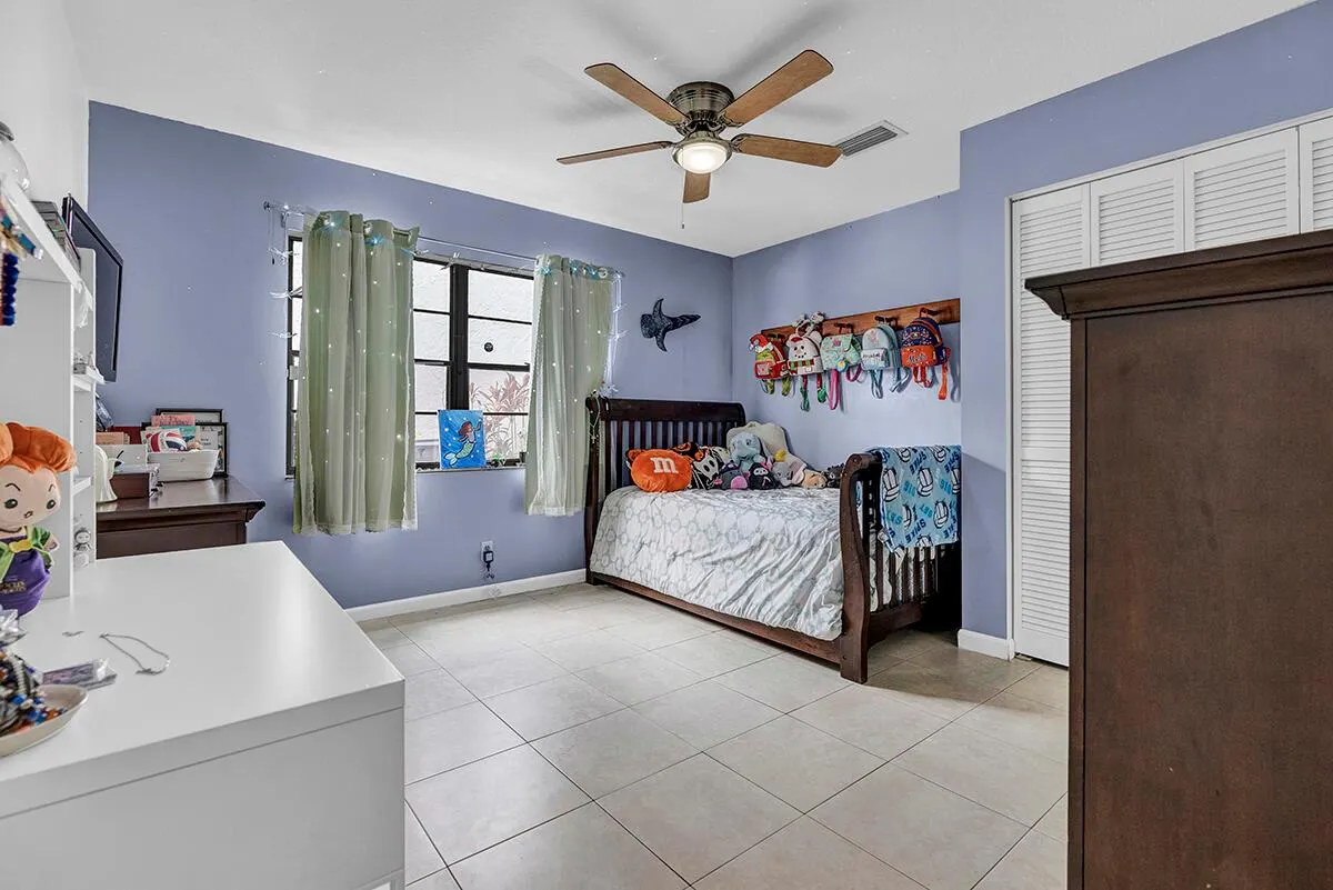 8326 Bonita Isle Drive