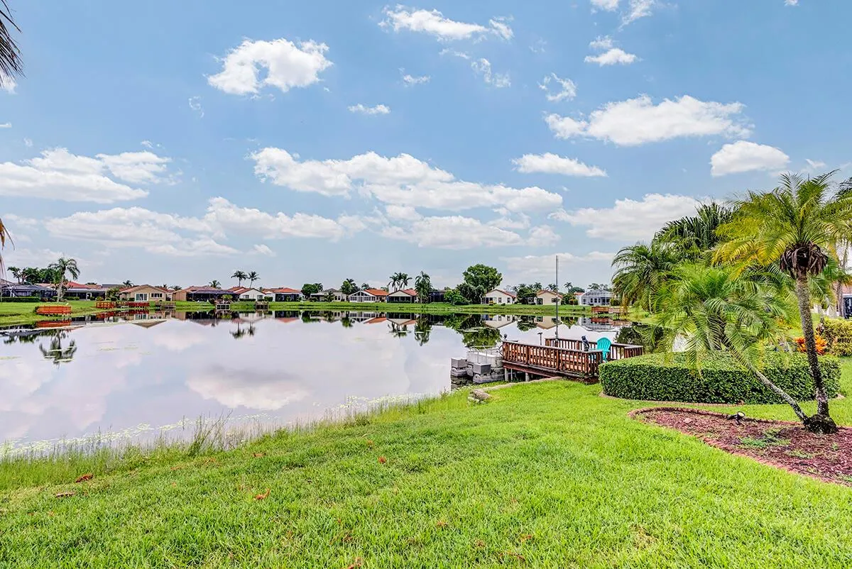 8326 Bonita Isle Drive