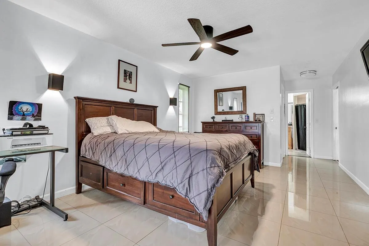 8326 Bonita Isle Drive