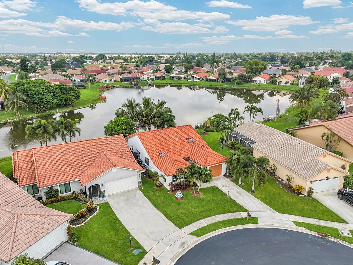 8326 Bonita Isle Drive