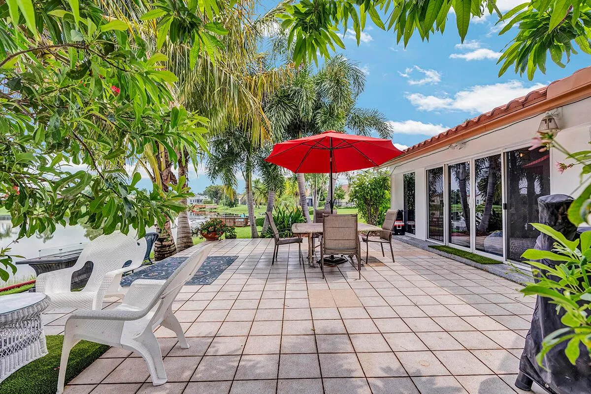 8326 Bonita Isle Drive