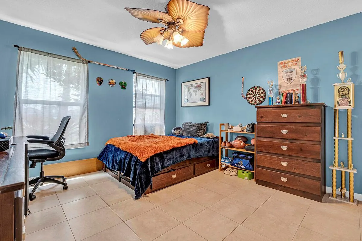 8326 Bonita Isle Drive