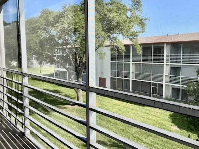 251 Brighton F