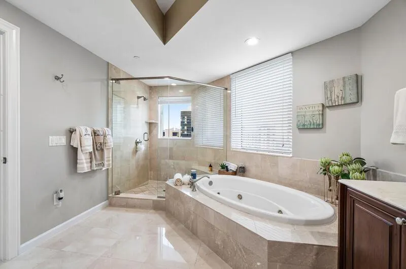 4600 N Ocean Drive, #1603