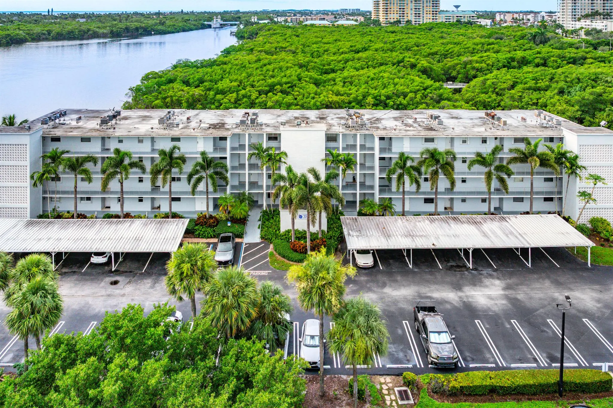 689 NE 6th Court, #4050