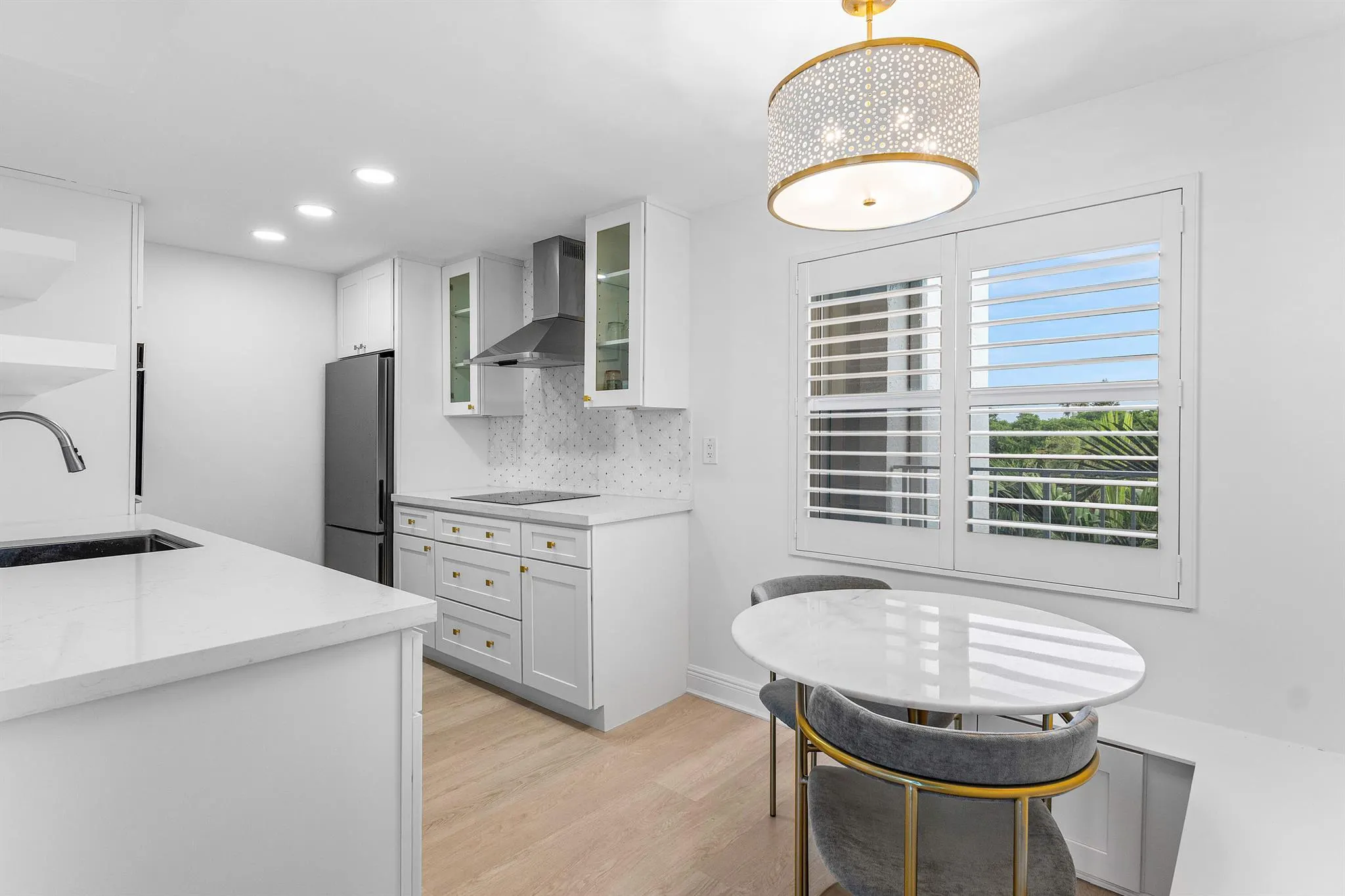 689 NE 6th Court, #4050