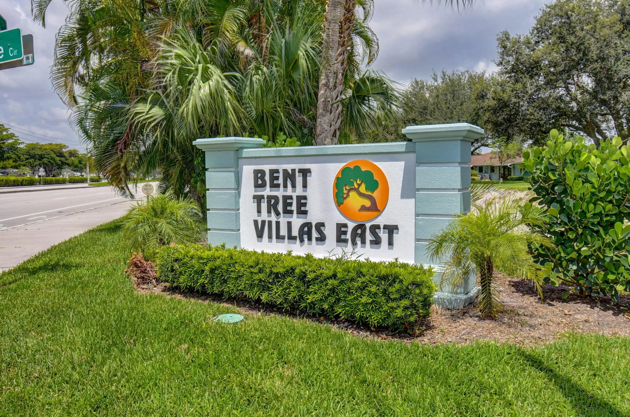 9900 Chestnut Tree Terrace, #B