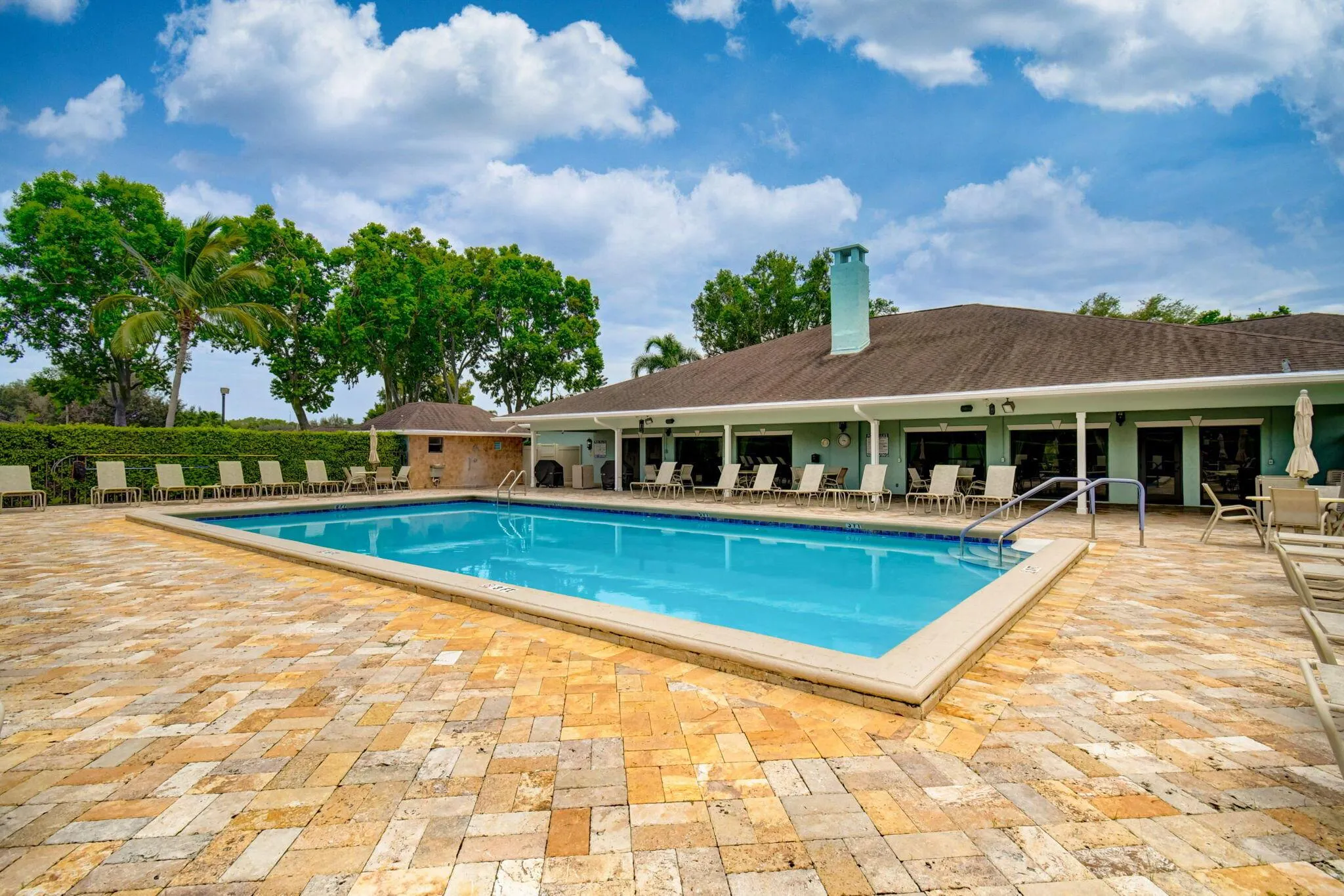9900 Chestnut Tree Terrace, #B
