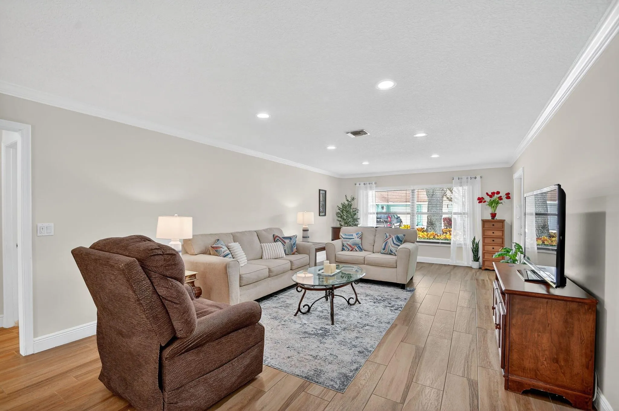 9900 Chestnut Tree Terrace, #B