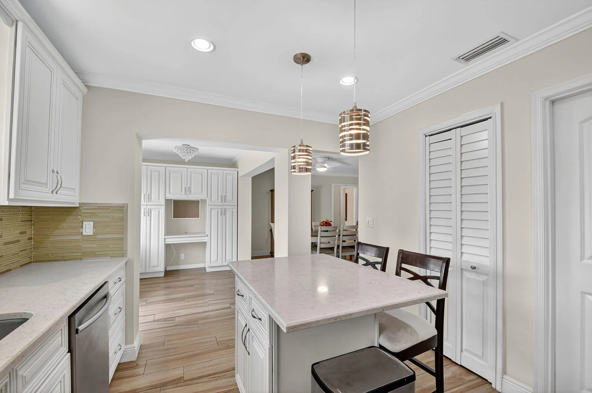 9900 Chestnut Tree Terrace, #B