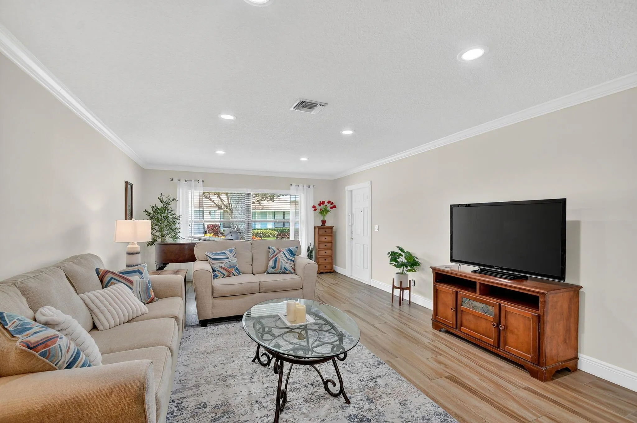 9900 Chestnut Tree Terrace, #B