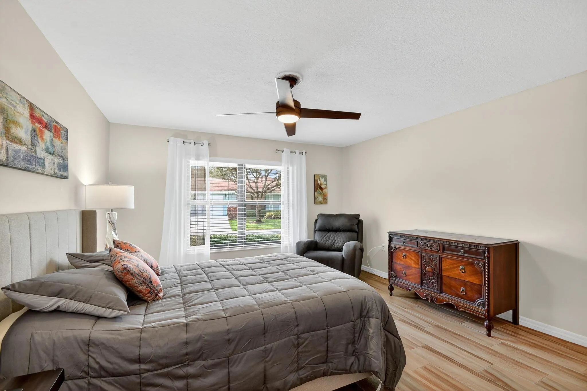 9900 Chestnut Tree Terrace, #B