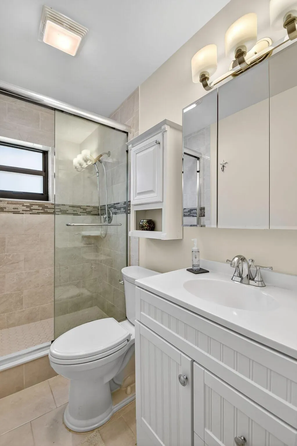 9900 Chestnut Tree Terrace, #B