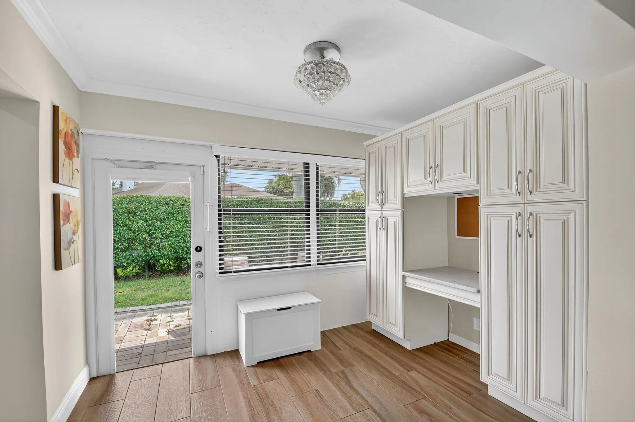 9900 Chestnut Tree Terrace, #B