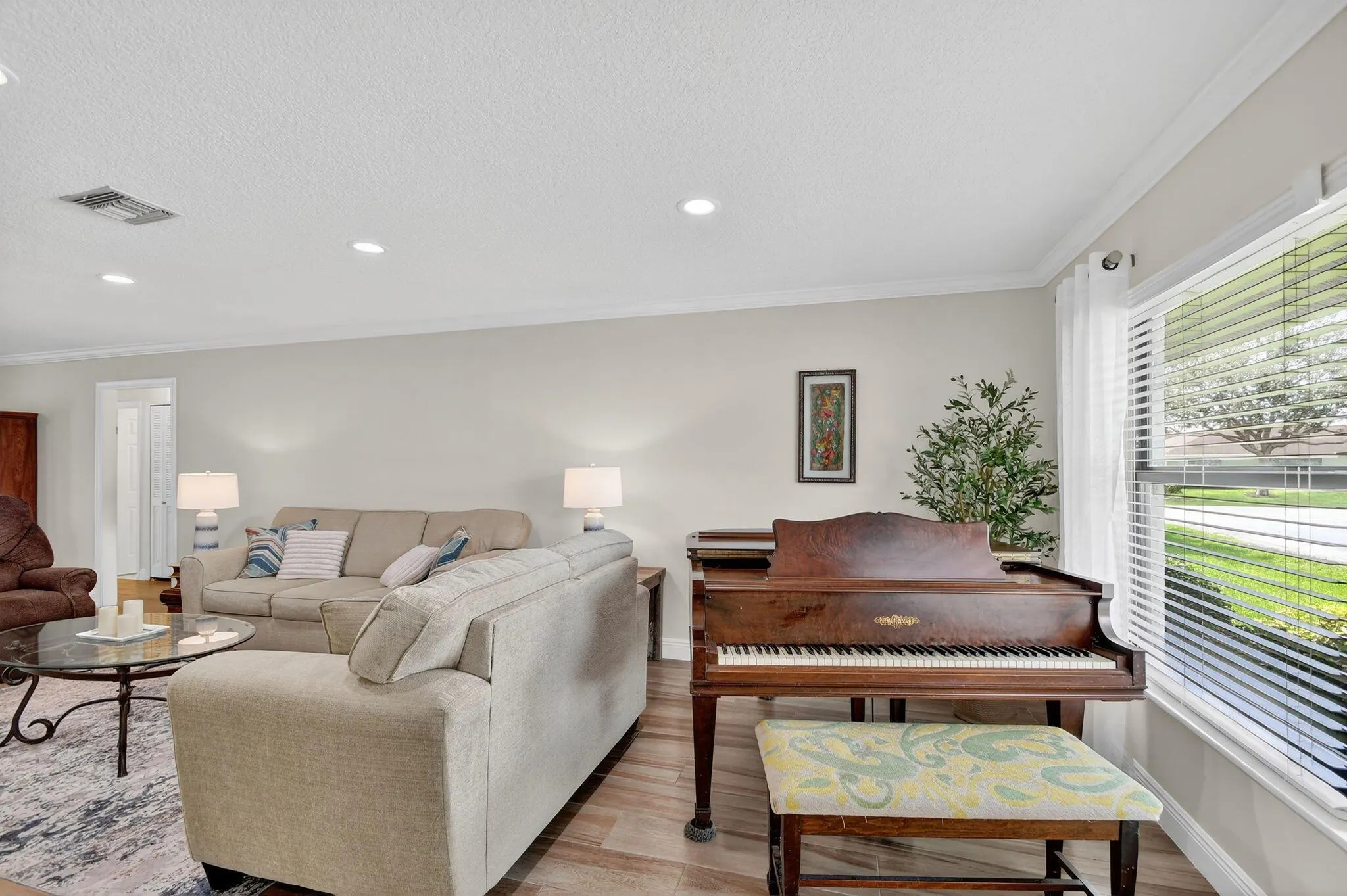 9900 Chestnut Tree Terrace, #B