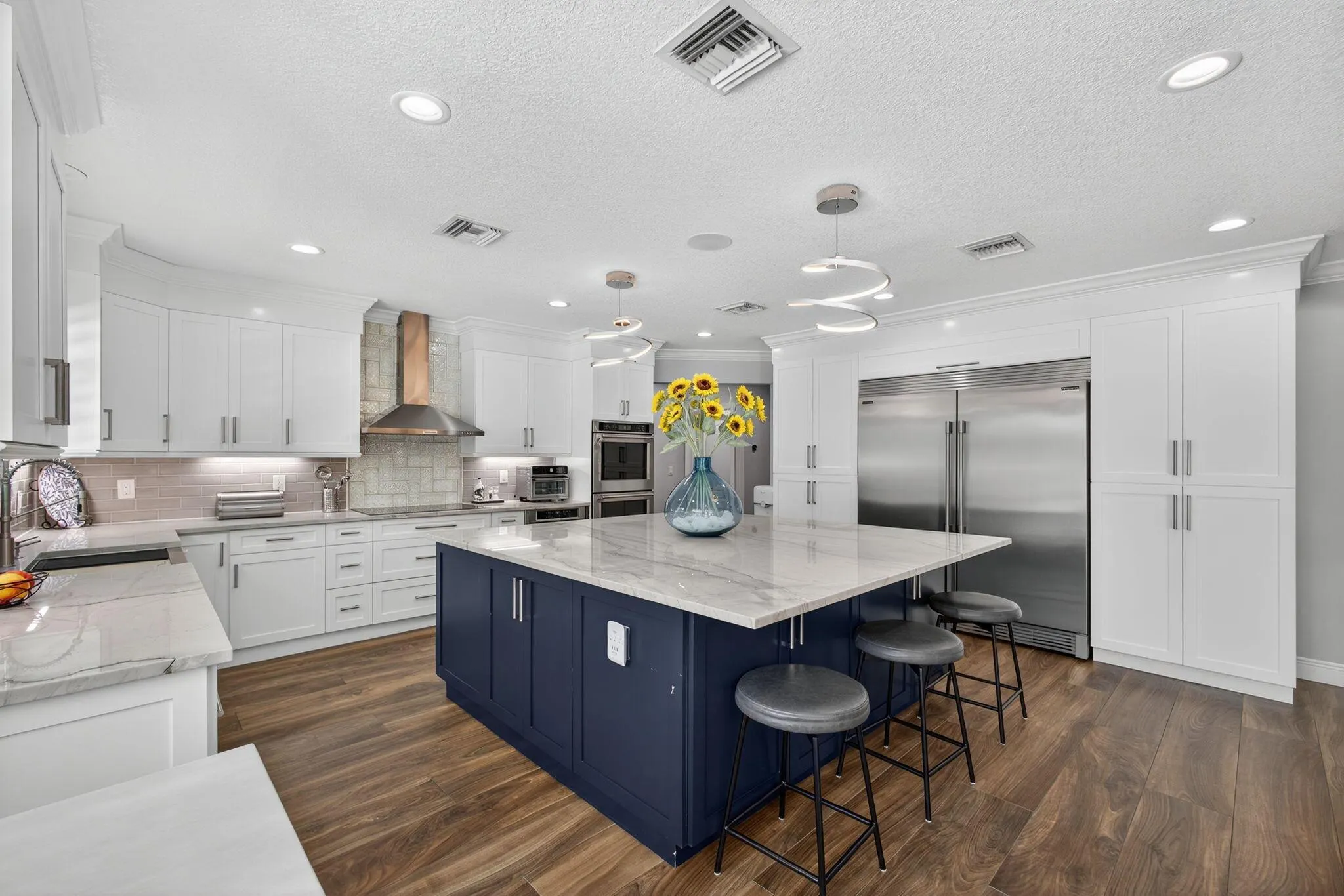 4628 Square Lake Drive