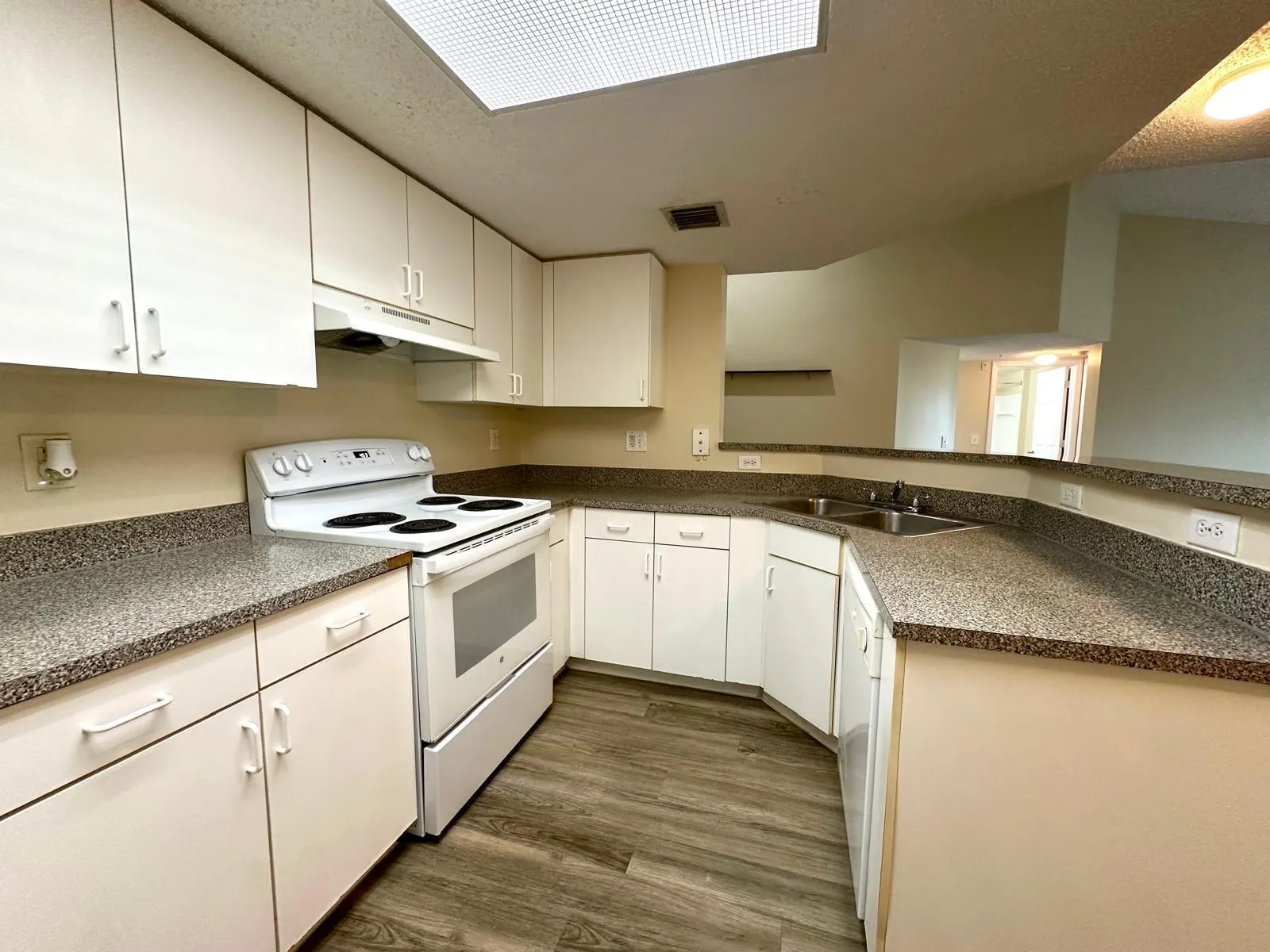 8965 Okeechobee Boulevard, #302