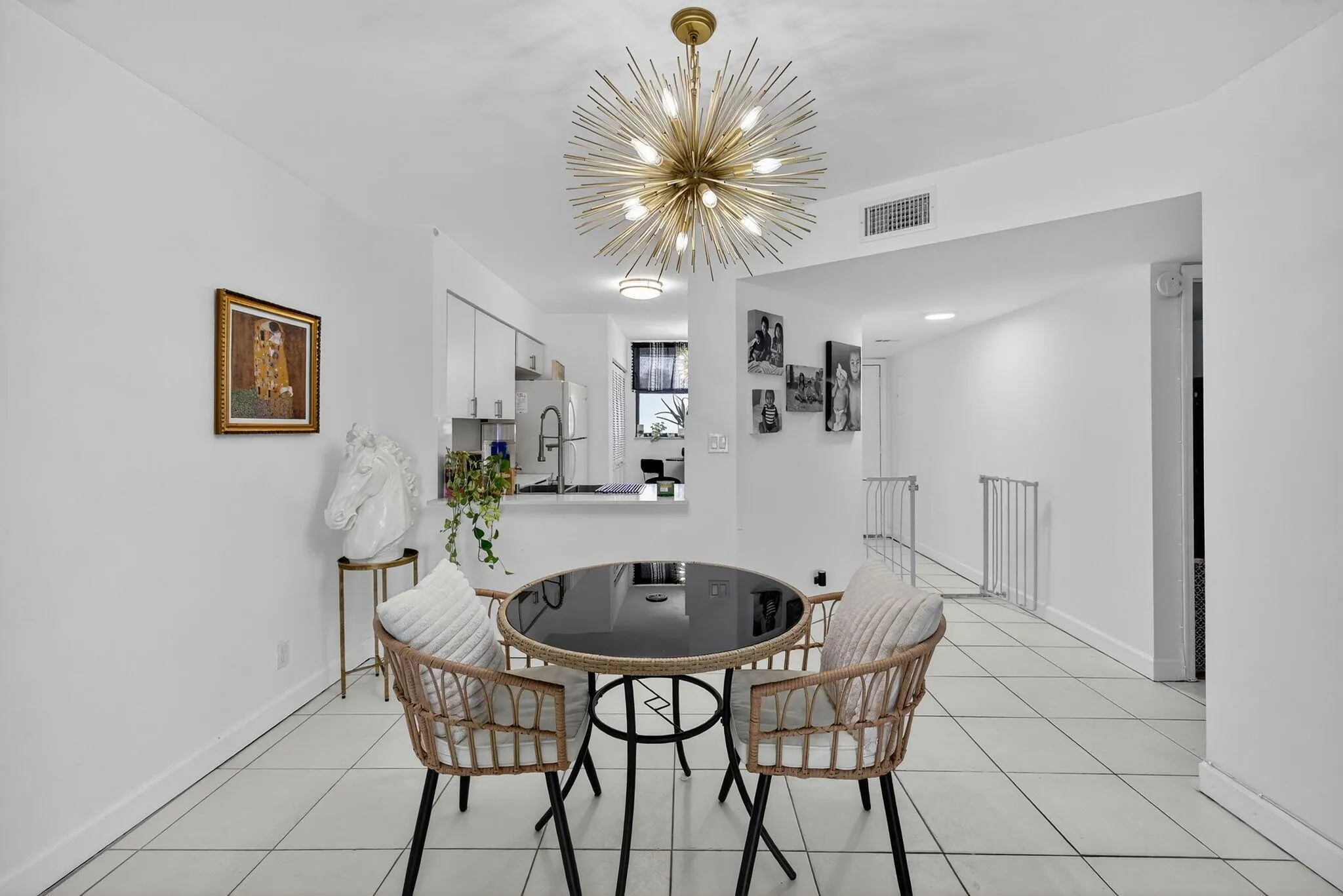 118 Lake Emerald Drive, #102