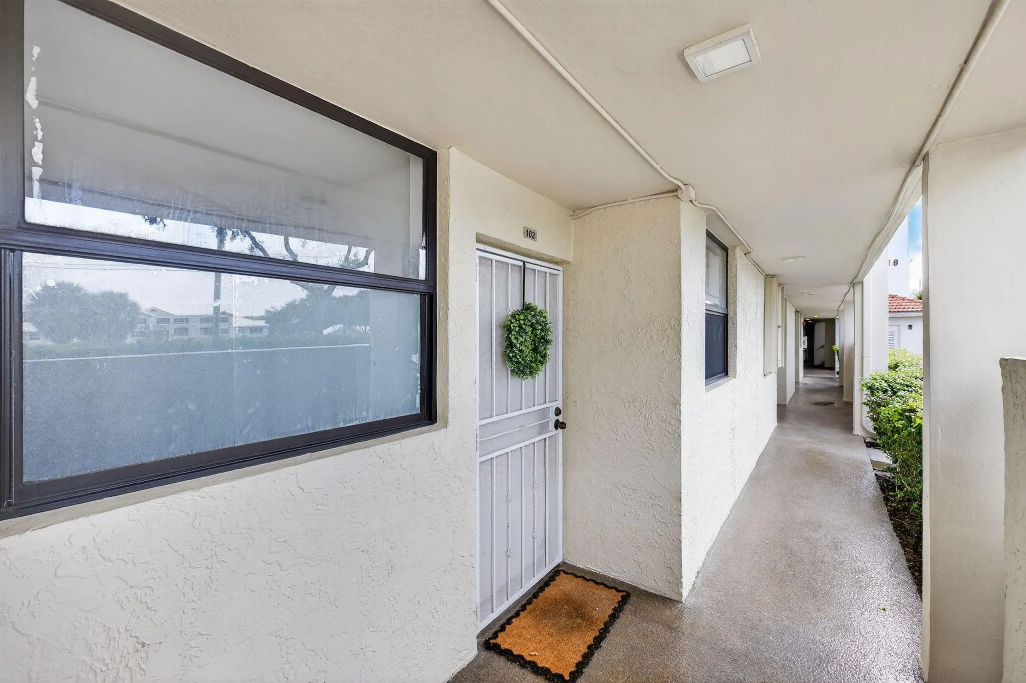 118 Lake Emerald Drive, #102