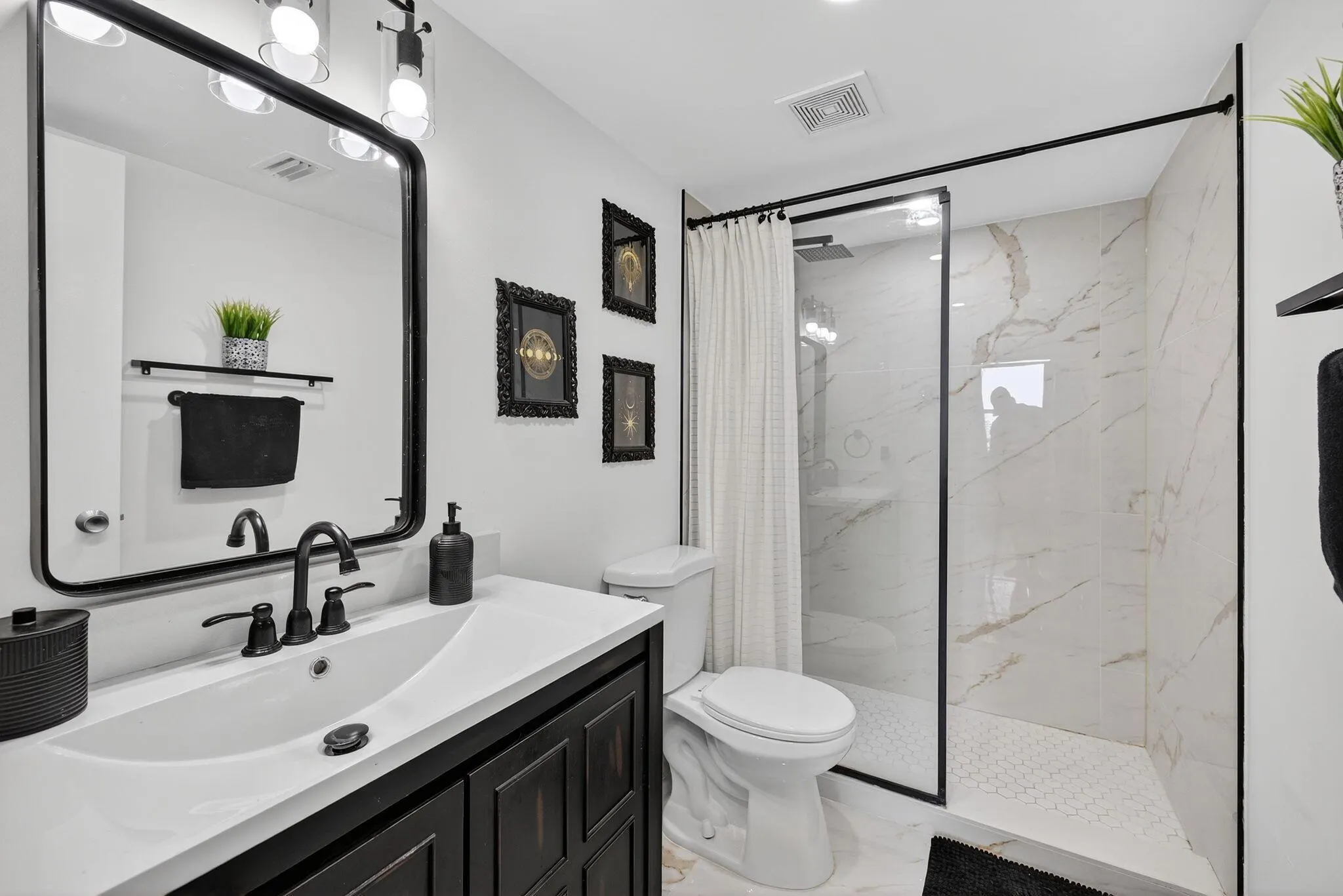 118 Lake Emerald Drive, #102