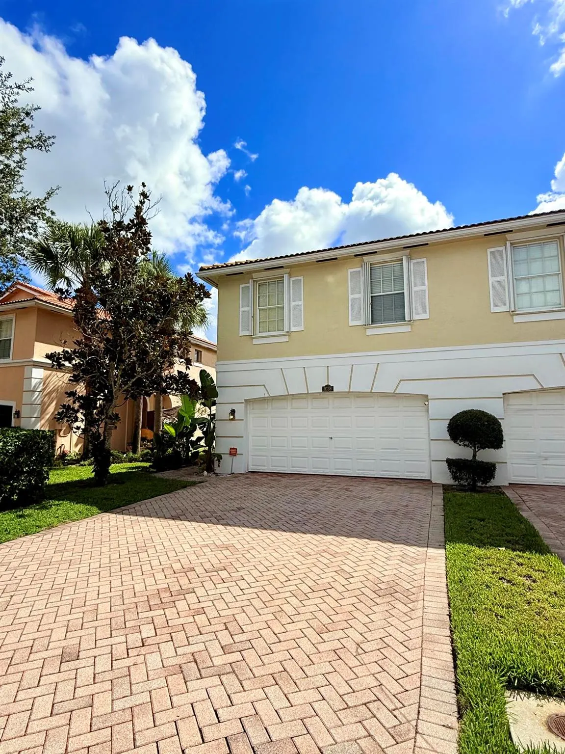 9138 Villa Palma Lane