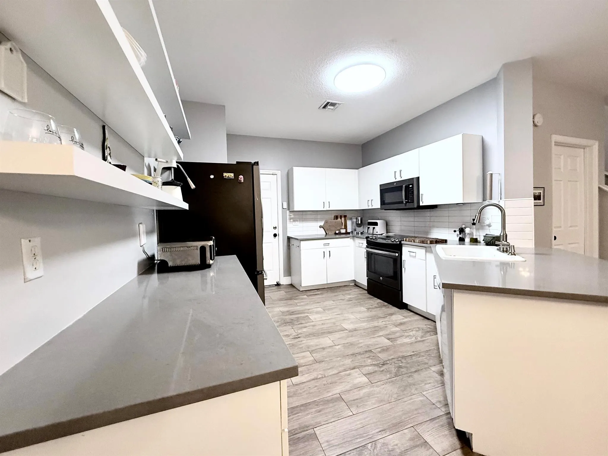 9138 Villa Palma Lane