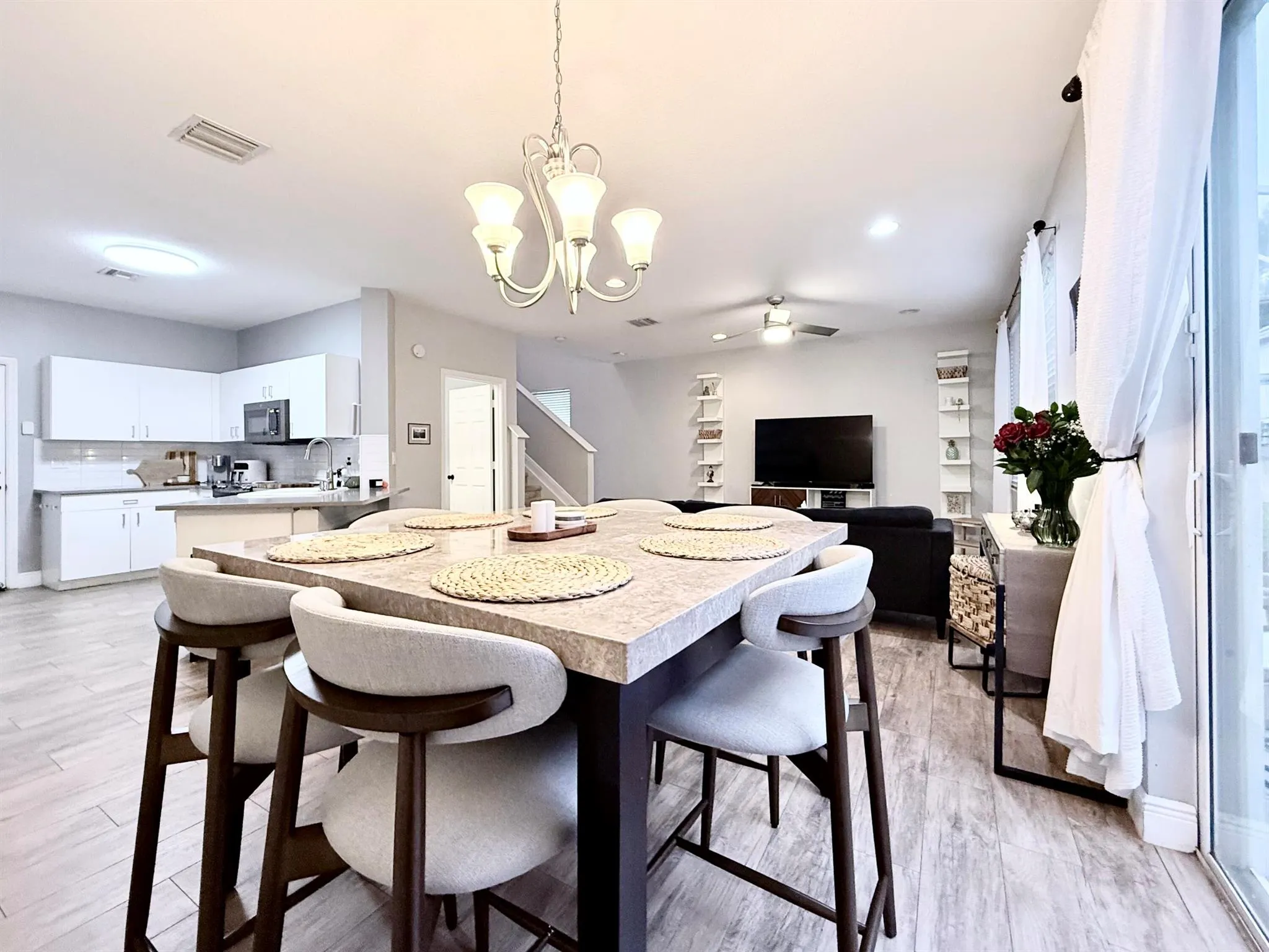 9138 Villa Palma Lane