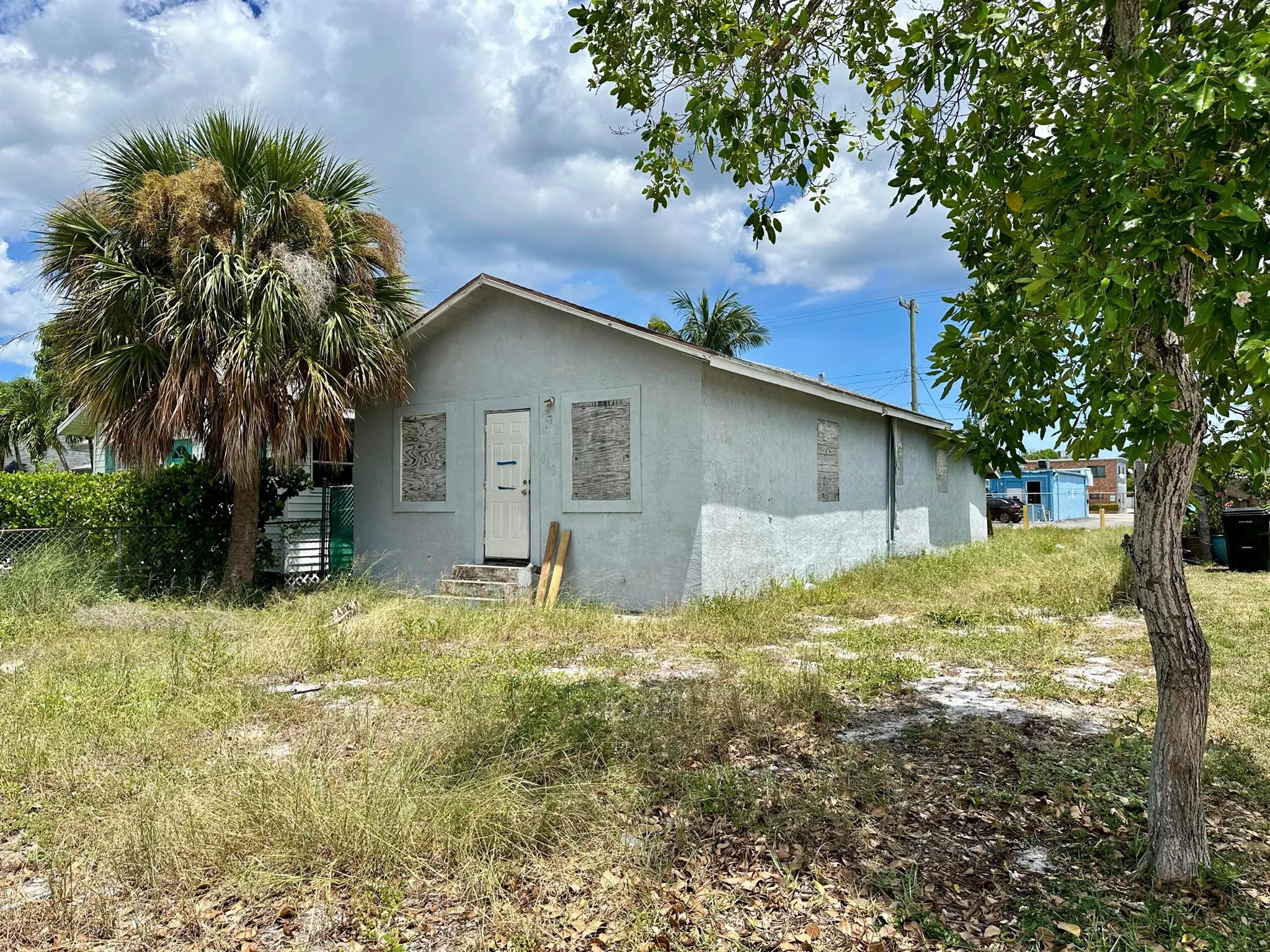 420 N H Street