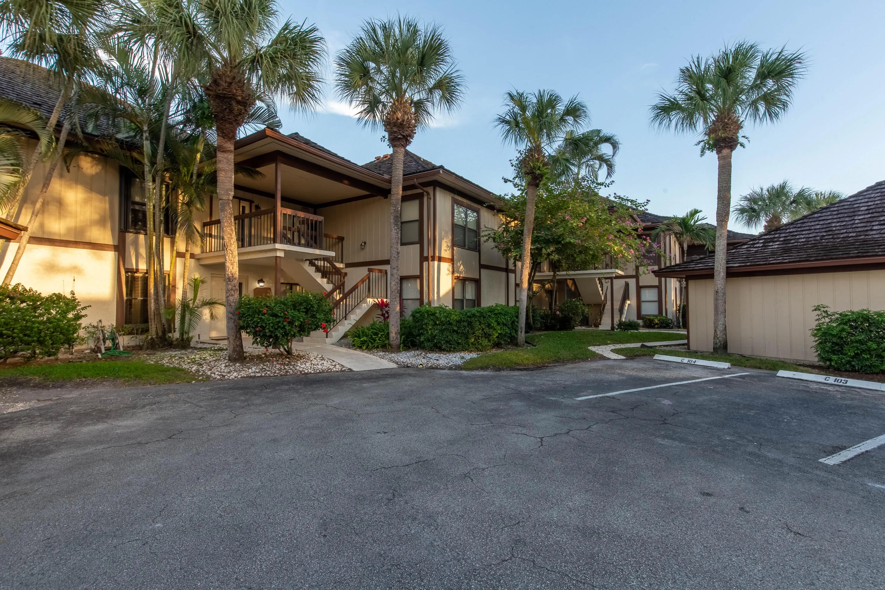 13400 Polo Road W, #204
