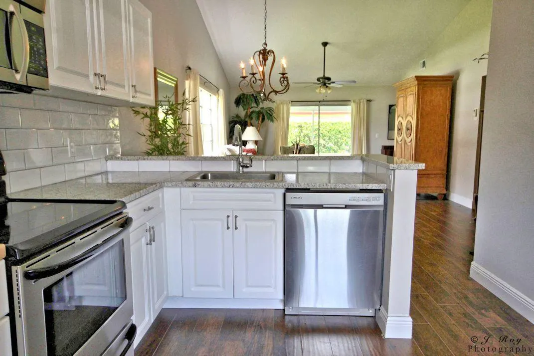 125 Moccasin Trail S