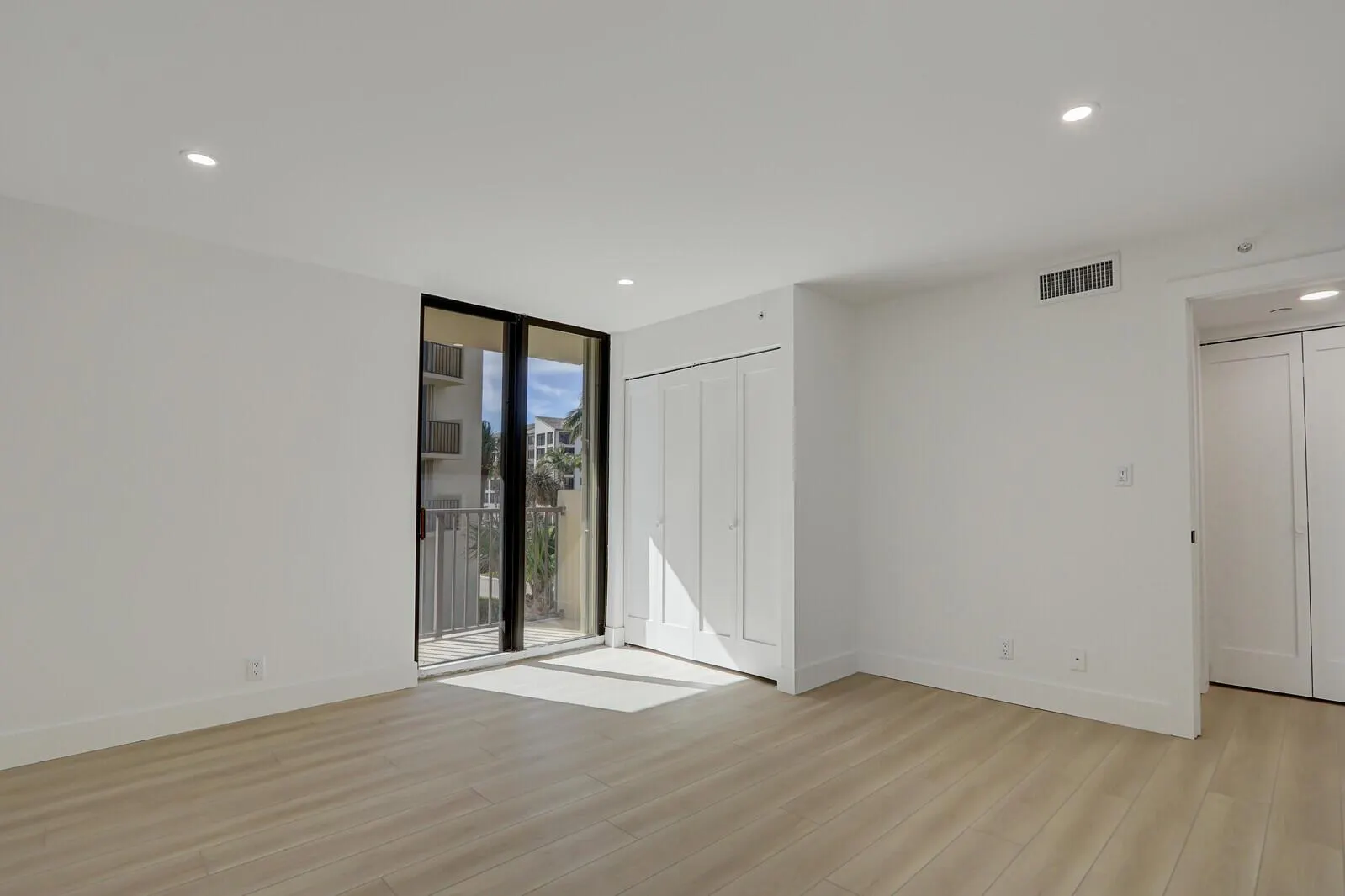 200 Ocean Trail Way, #T1