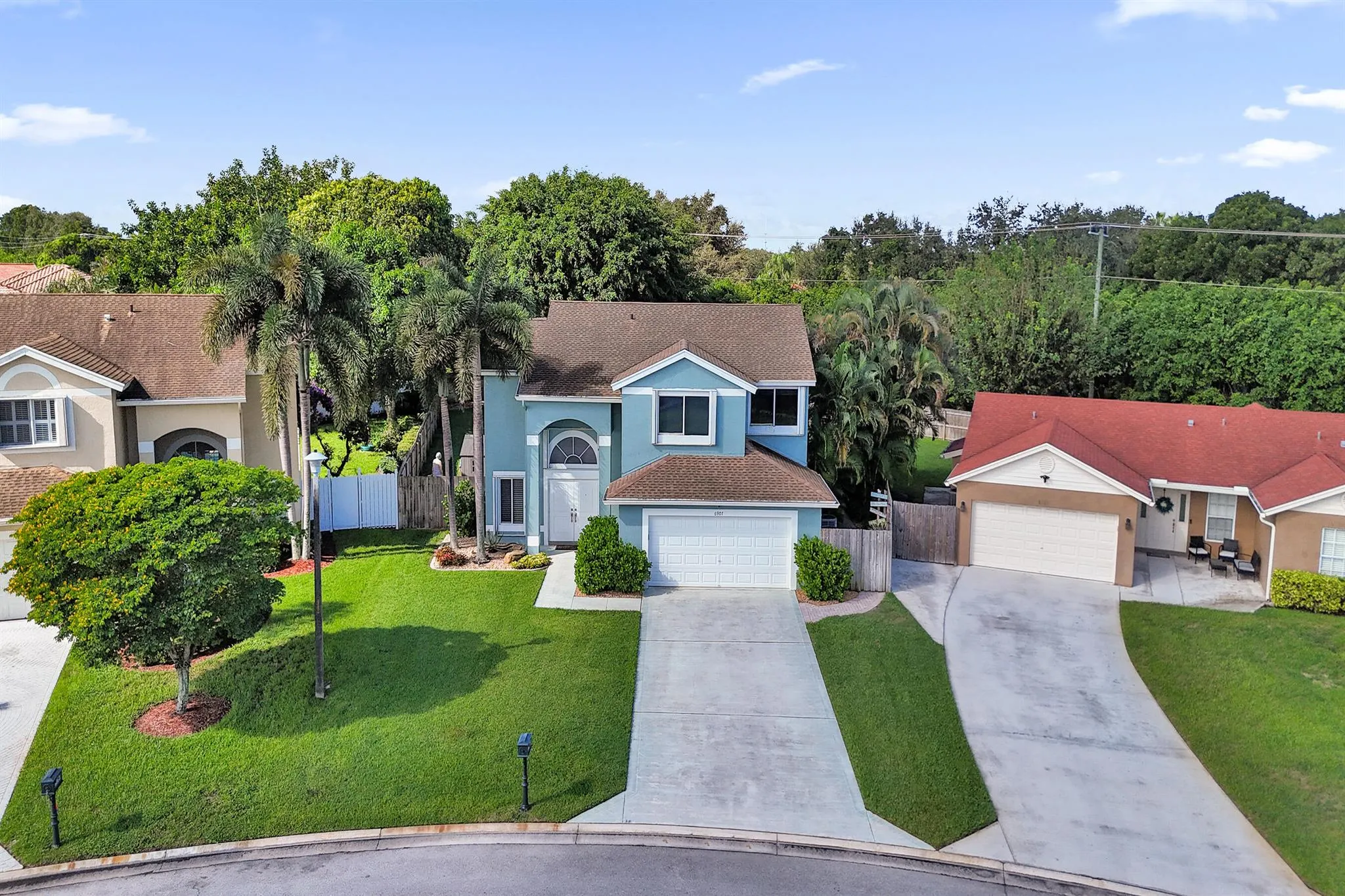 6907 Beacon Hollow Turn