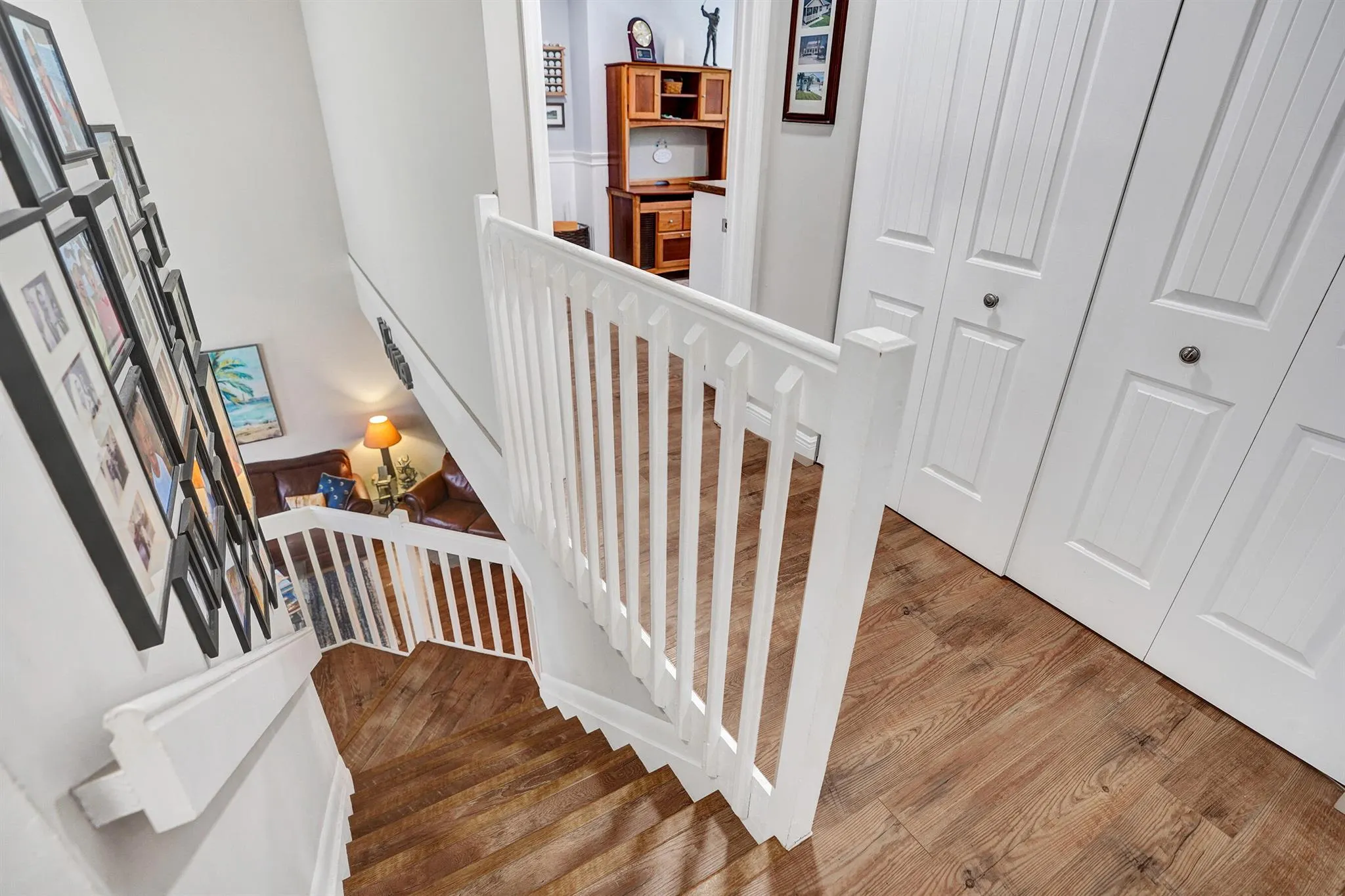 6907 Beacon Hollow Turn