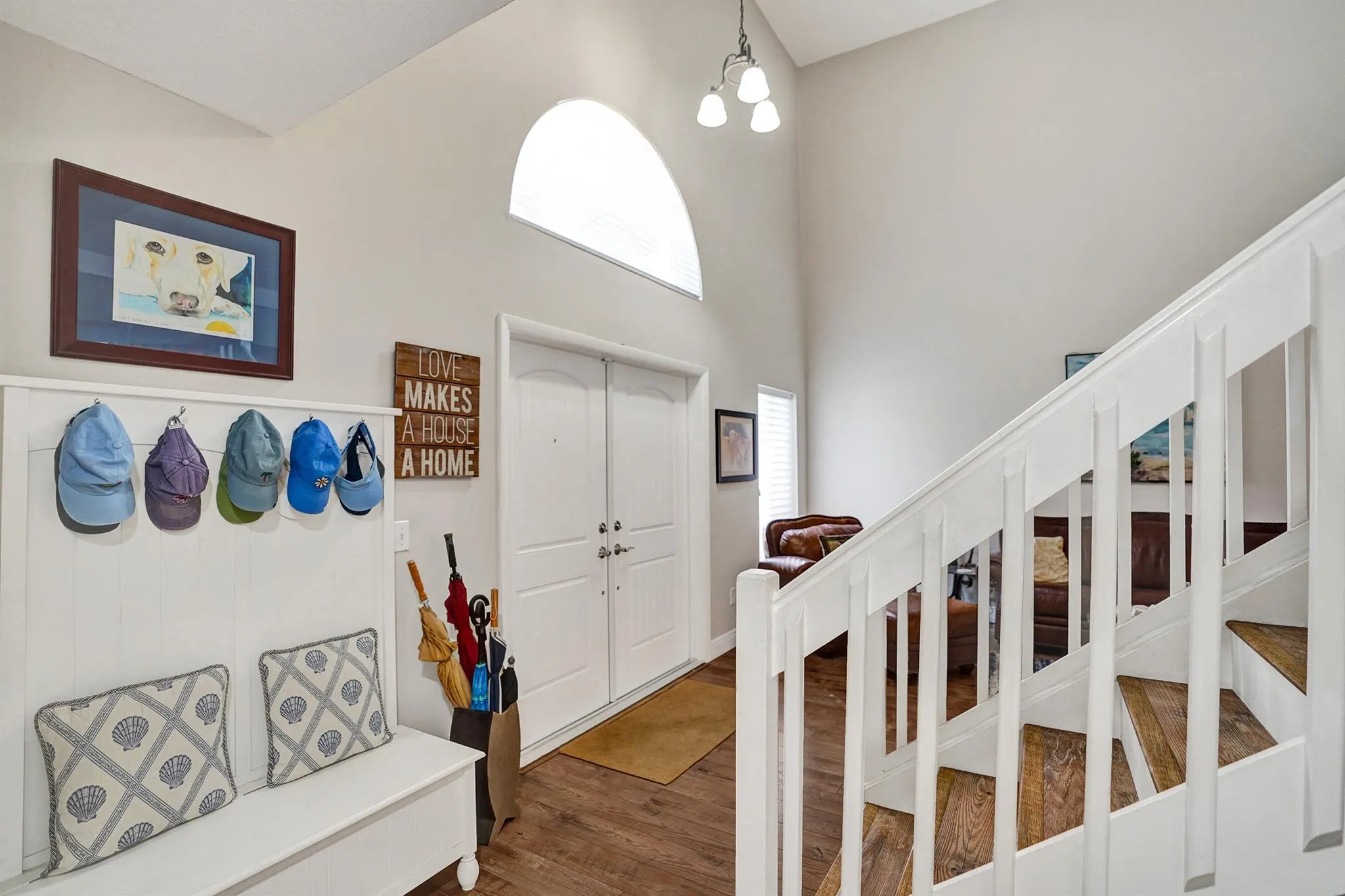 6907 Beacon Hollow Turn