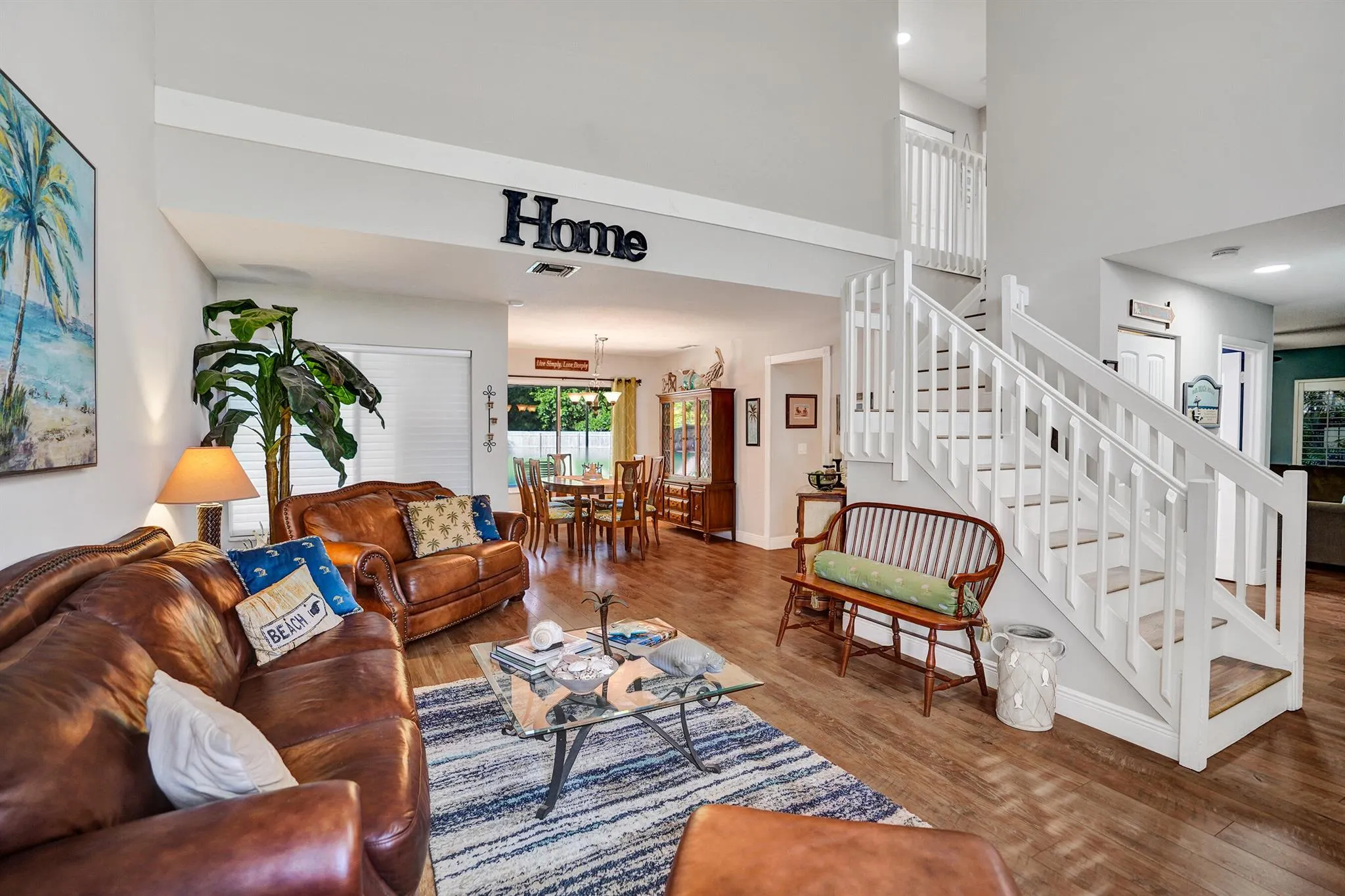 6907 Beacon Hollow Turn