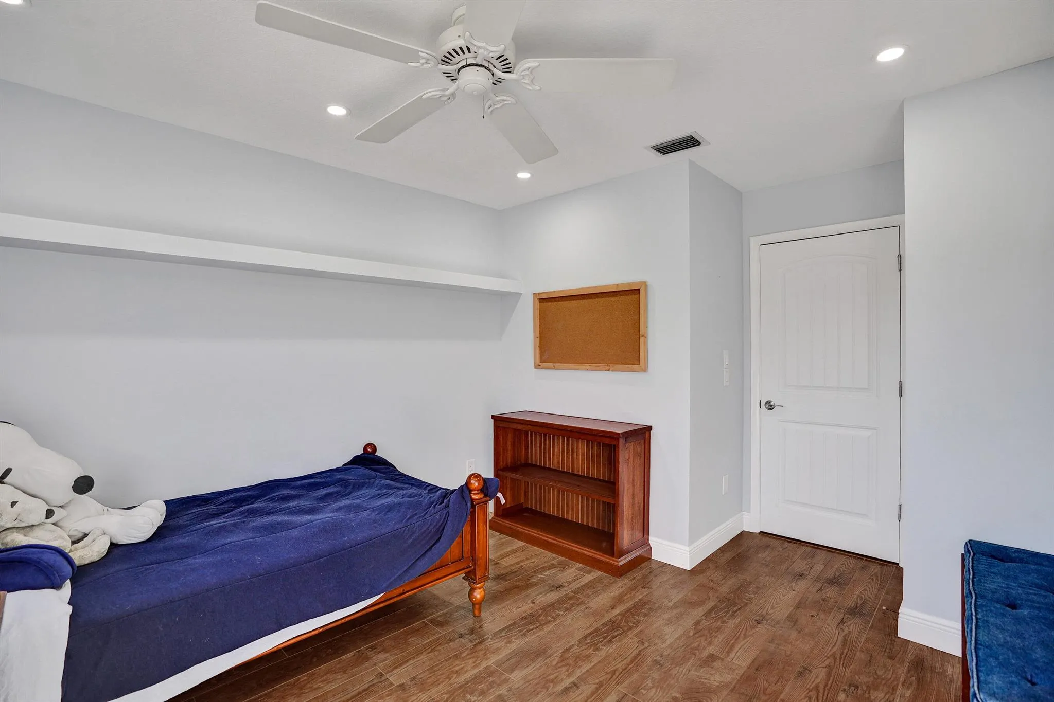 6907 Beacon Hollow Turn