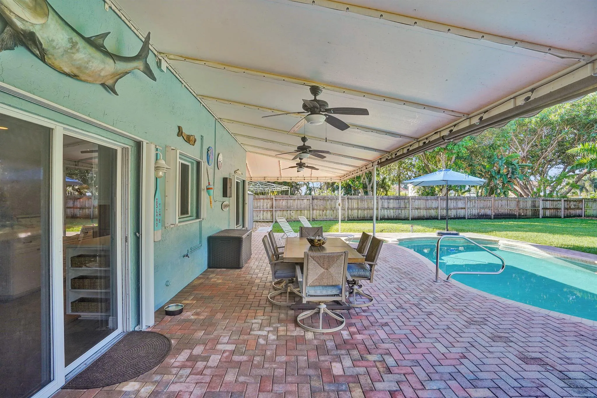 6907 Beacon Hollow Turn