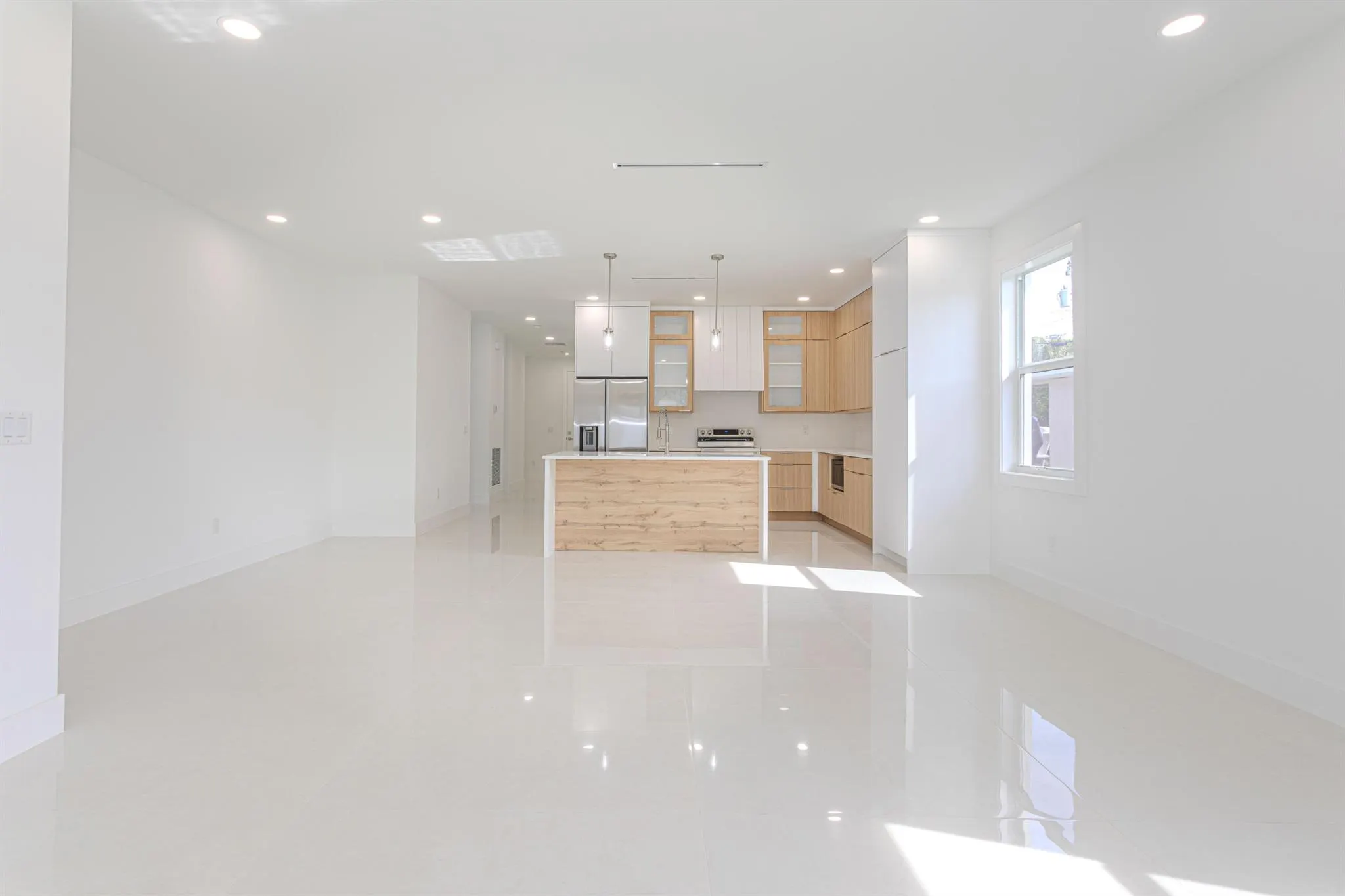 6794 3rd Street