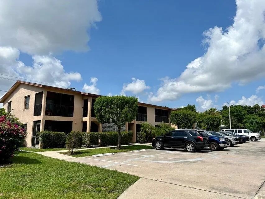 1415 Lake Avenue, #1
