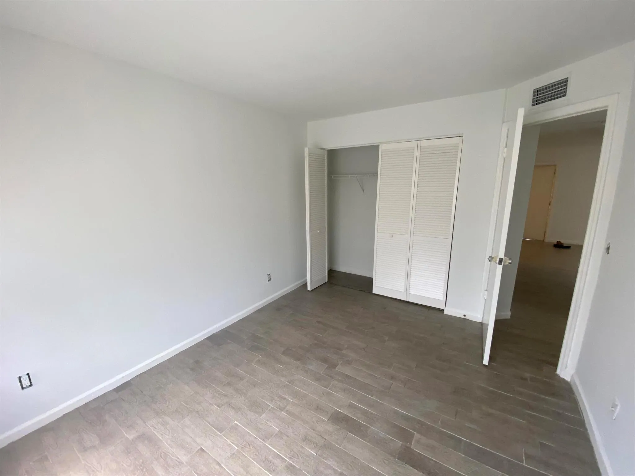 1415 Lake Avenue, #1