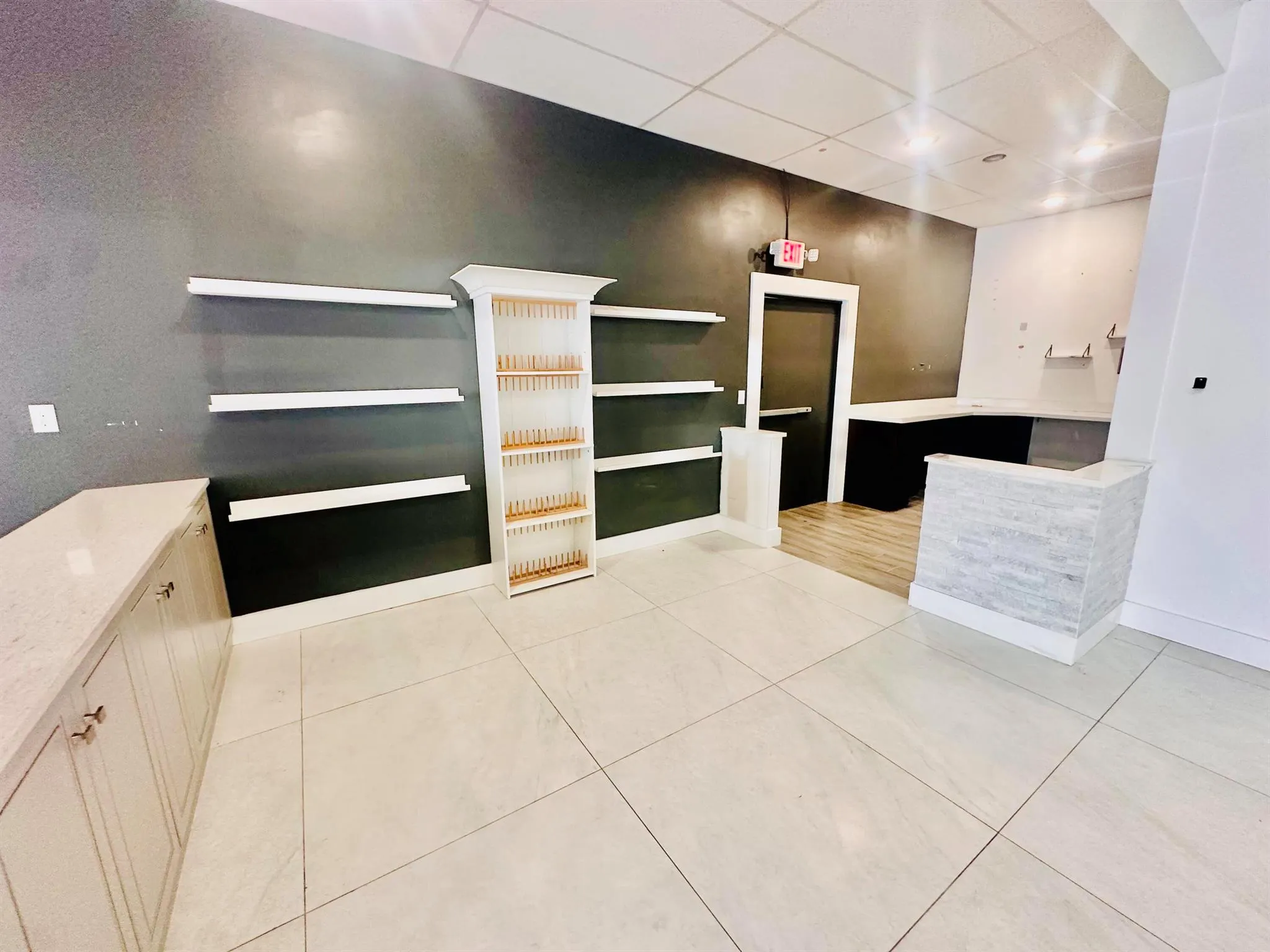 717 Northlake Blvd Boulevard, #B